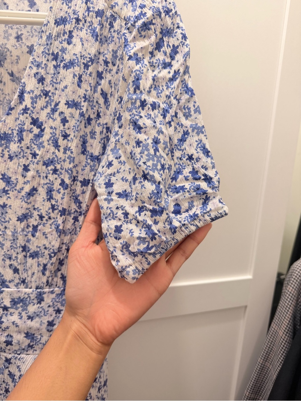 Dynamite White and Blue Floral Midi Dress - Picture 3 of 5
